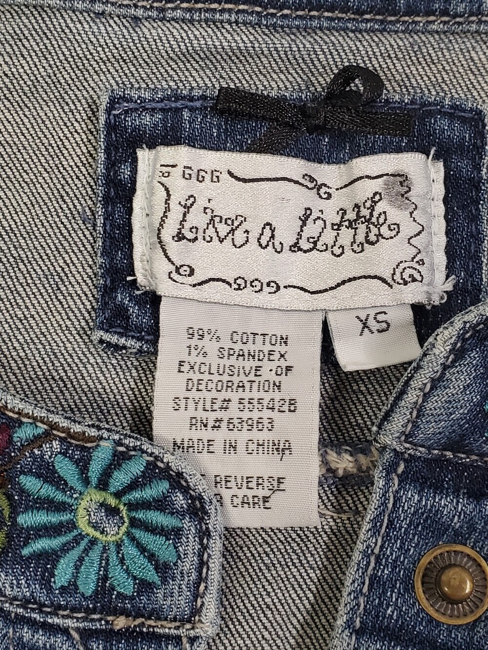 Live A Little Women's Embroidered Blue Denim 3/4 Sleeve Jacket XS - Picture 2 of 6